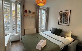 Clichy Studio Getaway - C70